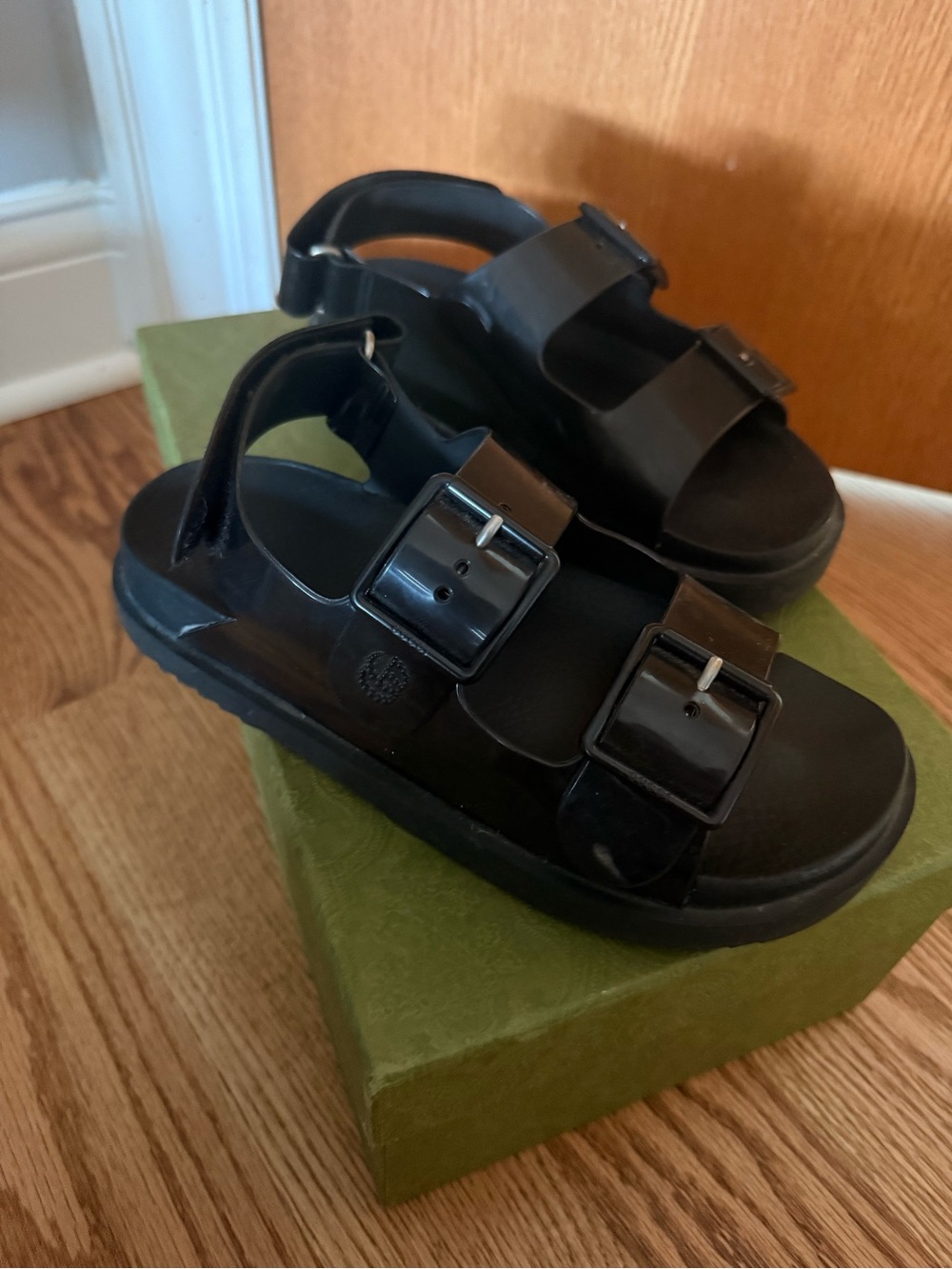 Gucci Black Kids Buckle Sandals